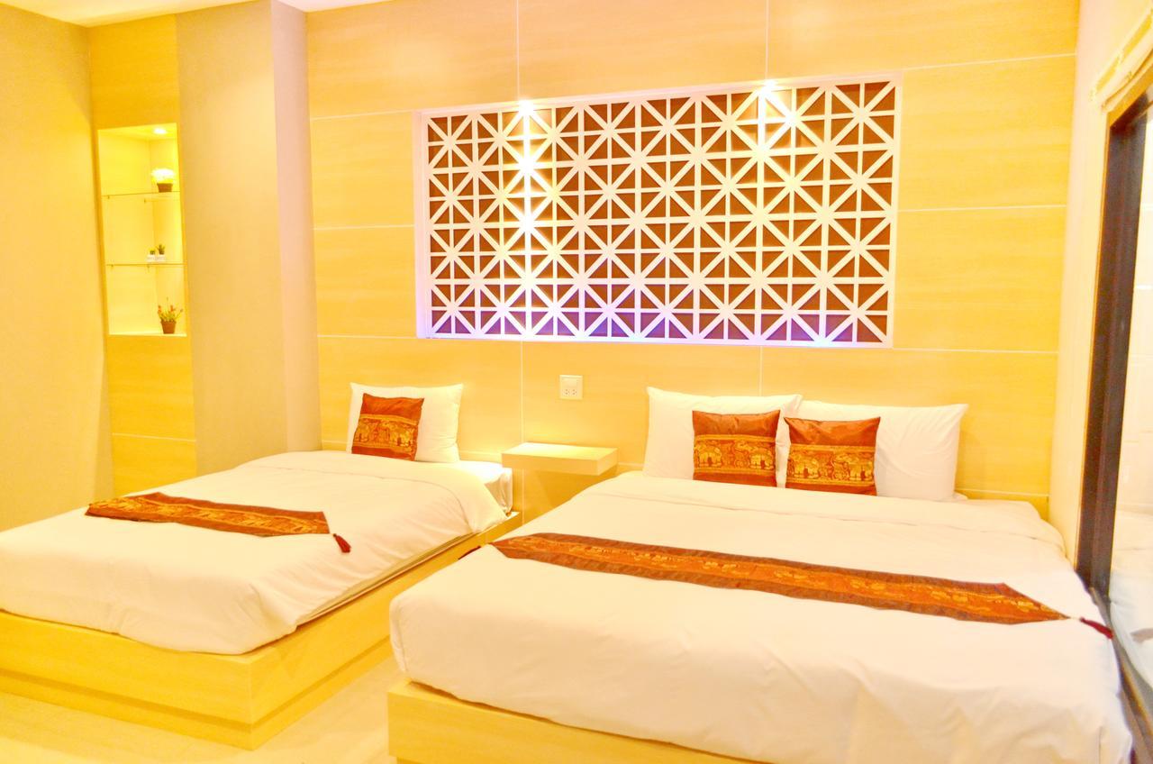 Thatluangview Hotel Vientiane Buitenkant foto