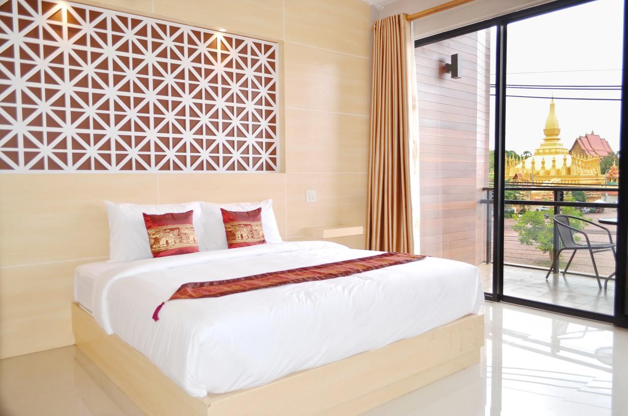Thatluangview Hotel Vientiane Buitenkant foto