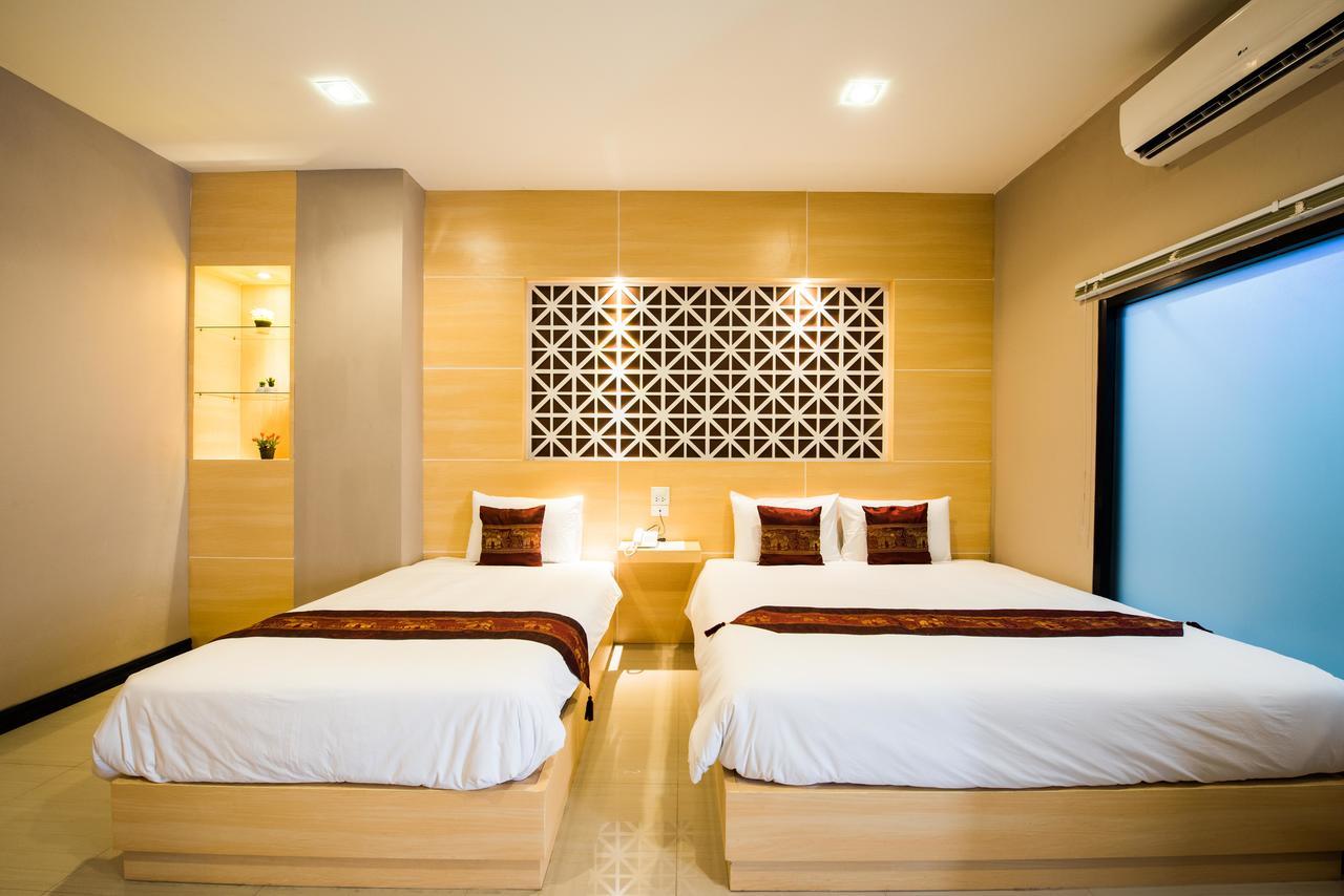 Thatluangview Hotel Vientiane Buitenkant foto